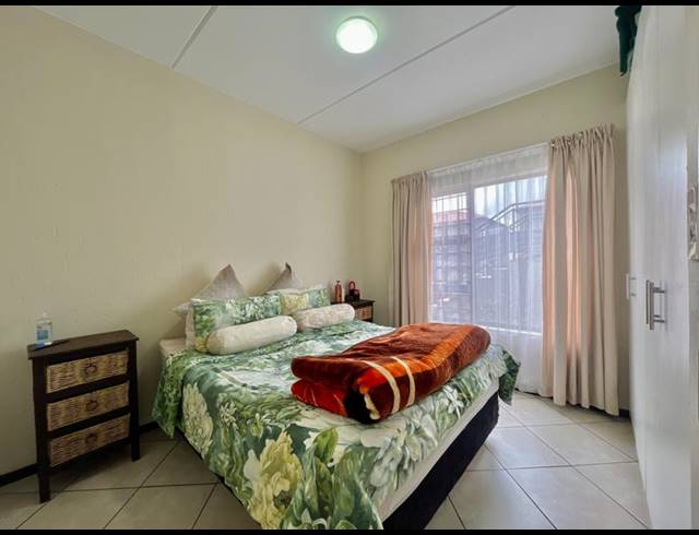 2 BEDROOM PROPERTY TO RENT IN BRENTWOOD